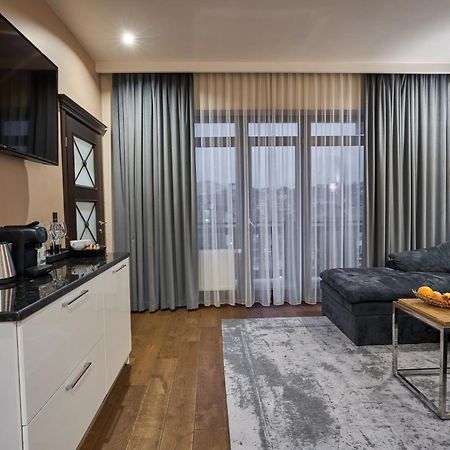 F&B Spa Resort Bukovel Bagian luar foto