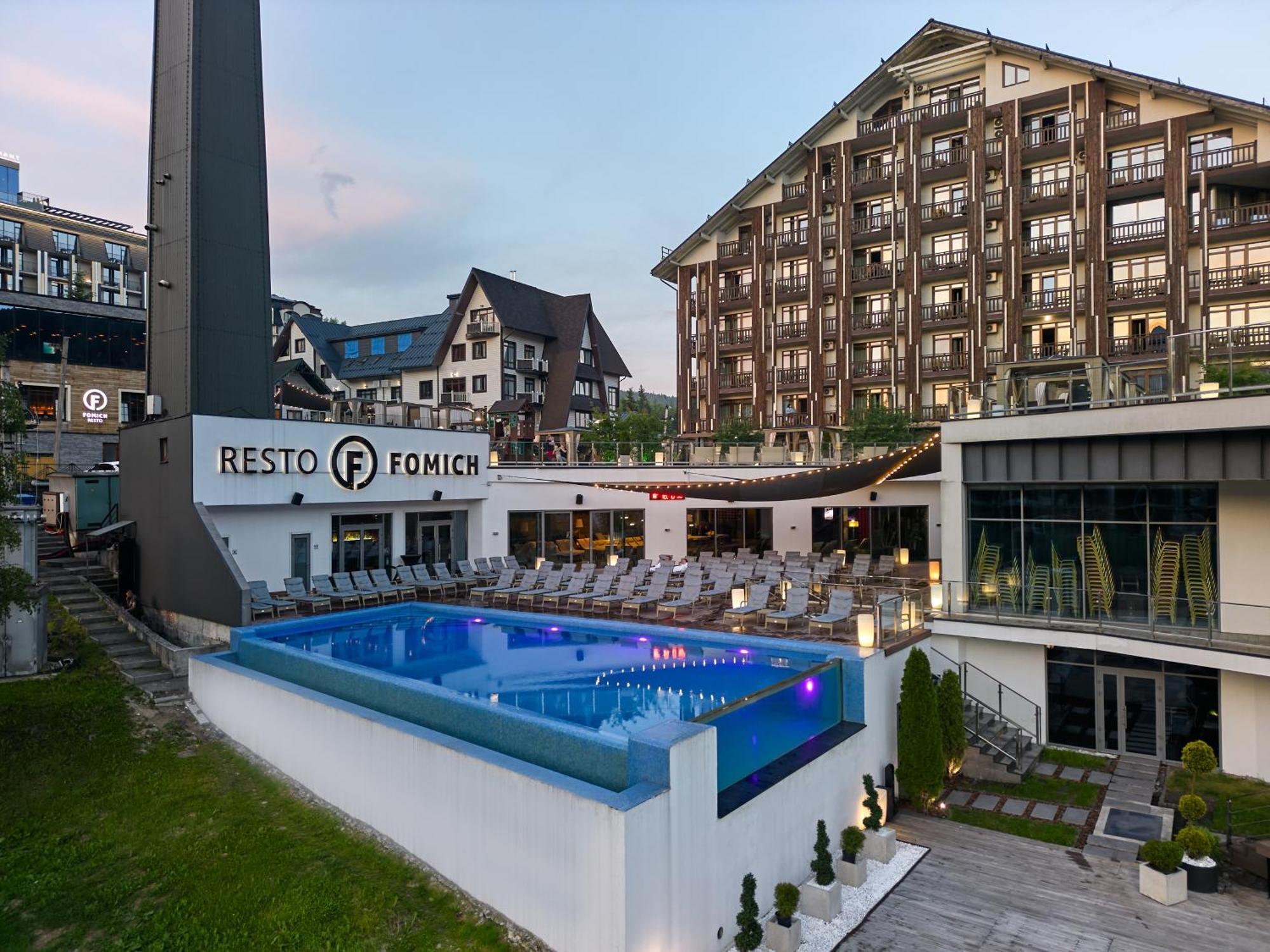 F&B Spa Resort Bukovel Bagian luar foto