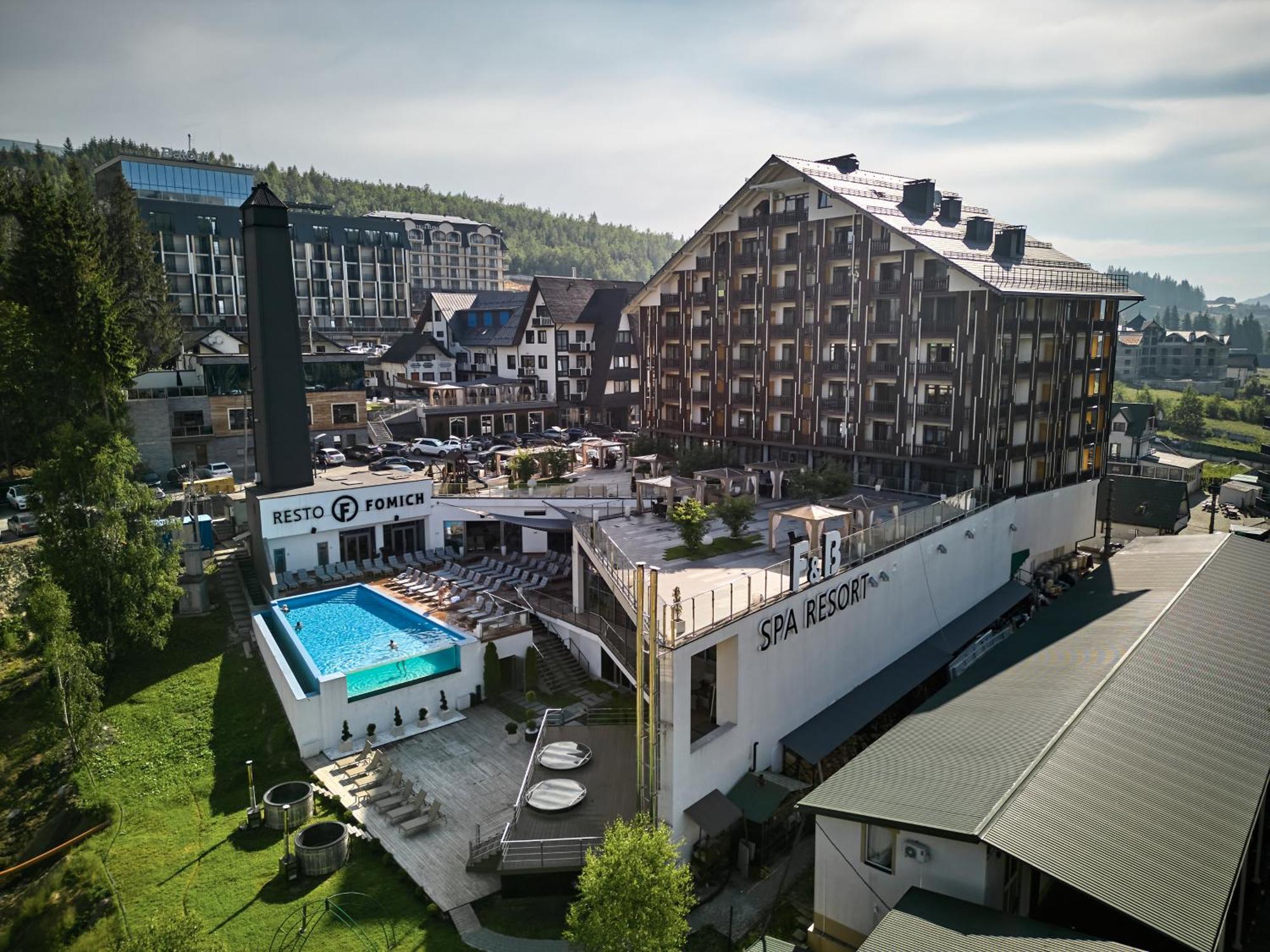 F&B Spa Resort Bukovel Bagian luar foto