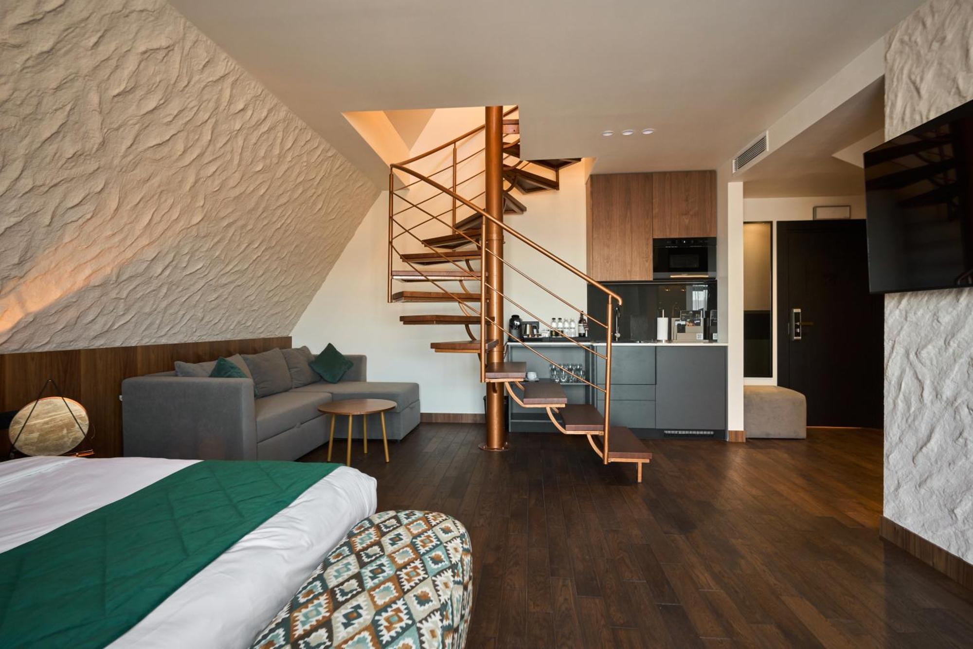 F&B Spa Resort Bukovel Bagian luar foto