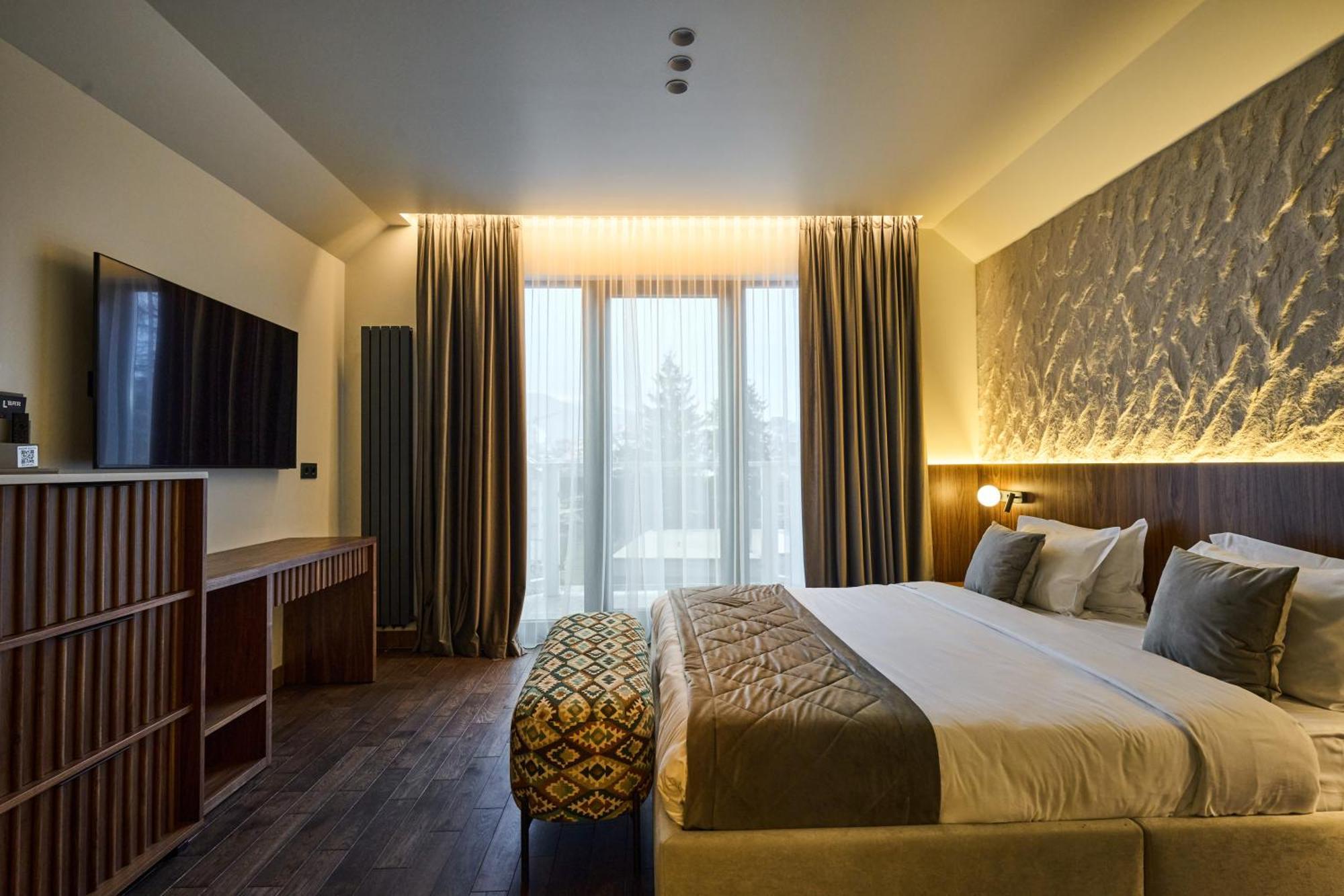 F&B Spa Resort Bukovel Bagian luar foto