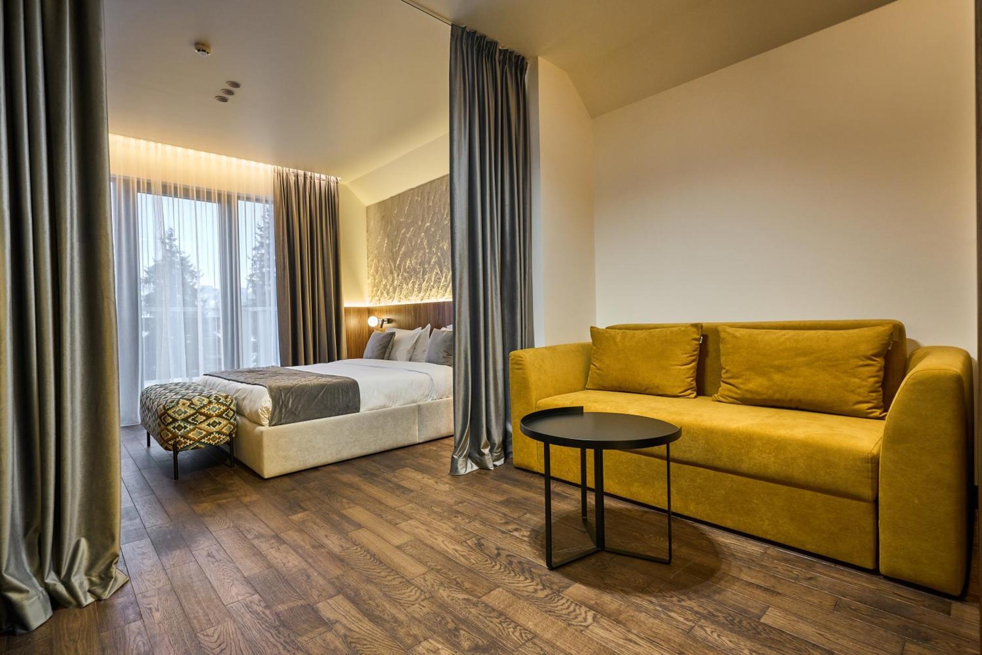 F&B Spa Resort Bukovel Bagian luar foto