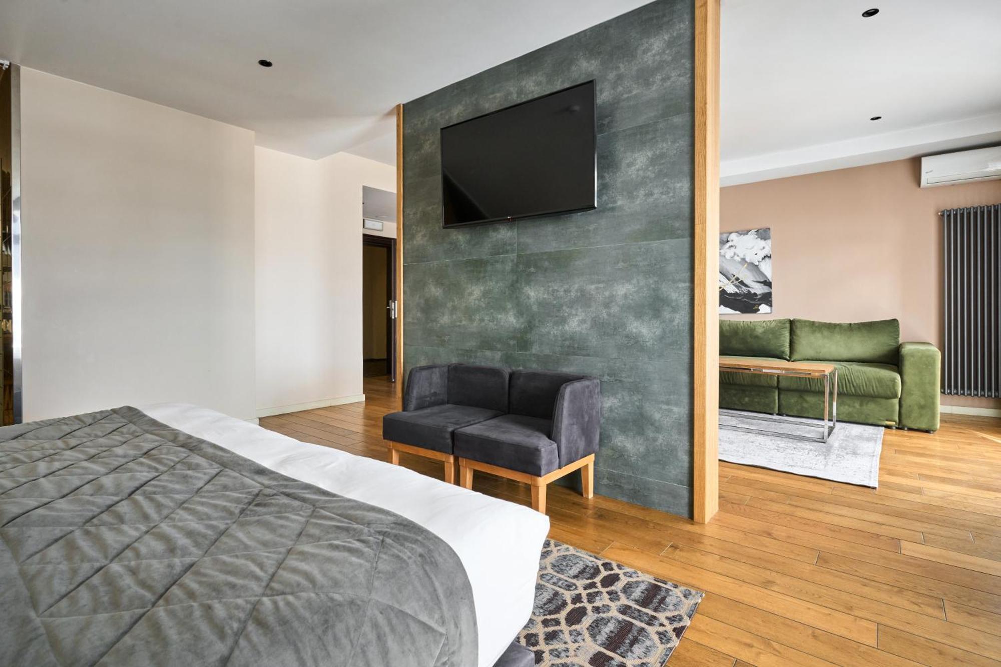 F&B Spa Resort Bukovel Bagian luar foto