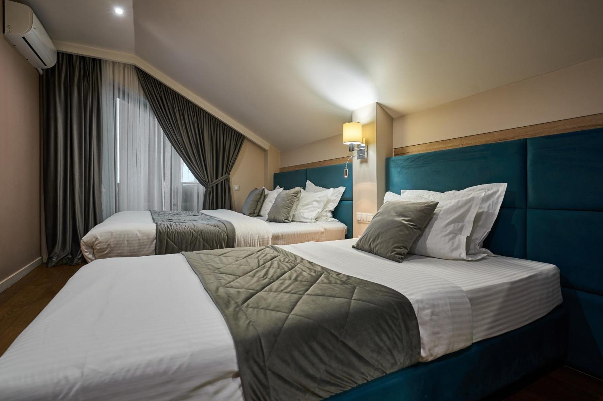 F&B Spa Resort Bukovel Bagian luar foto