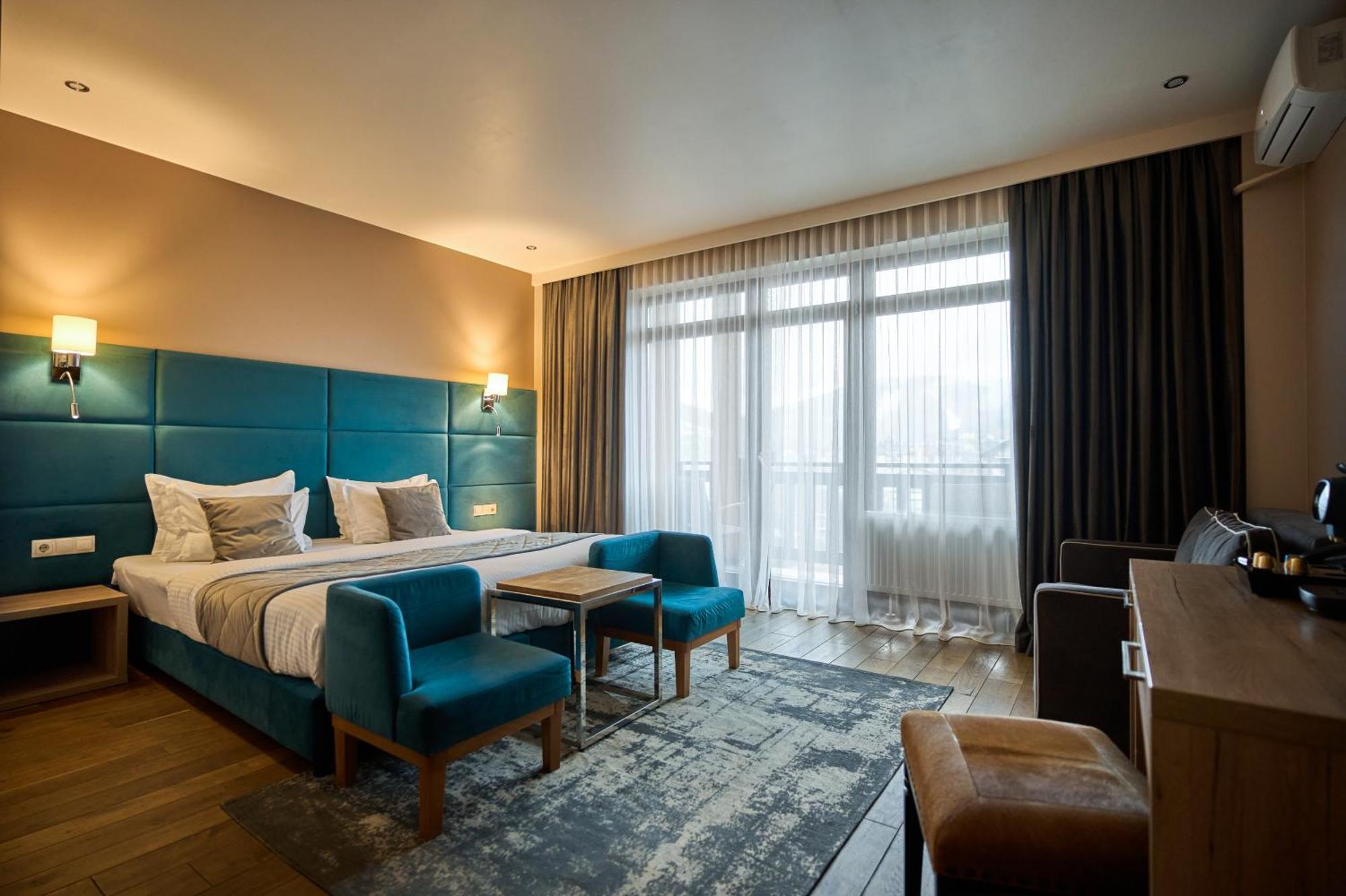 F&B Spa Resort Bukovel Bagian luar foto